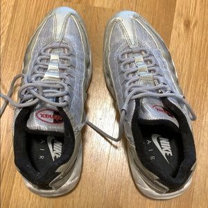 Airmax 95, silver size 7 - GENTLY WORN